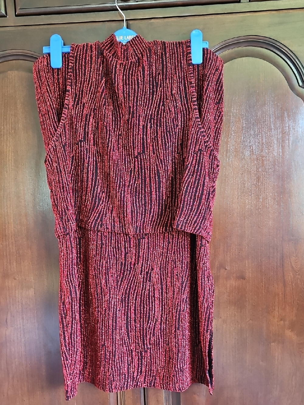 Blaque Label Red Textured Sleeveless Midi Dress with High Neck